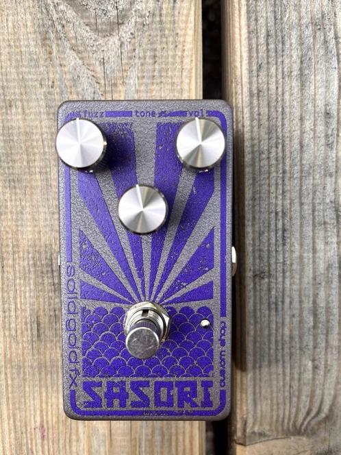 Sasori fuzz (Shin-Ei), Muziek en Instrumenten, Effecten, Gebruikt, Distortion, Overdrive of Fuzz, Ophalen of Verzenden