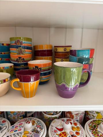 Artesa servies fairtrade Ecuador serviesdelen €2,50 per deel beschikbaar voor biedingen