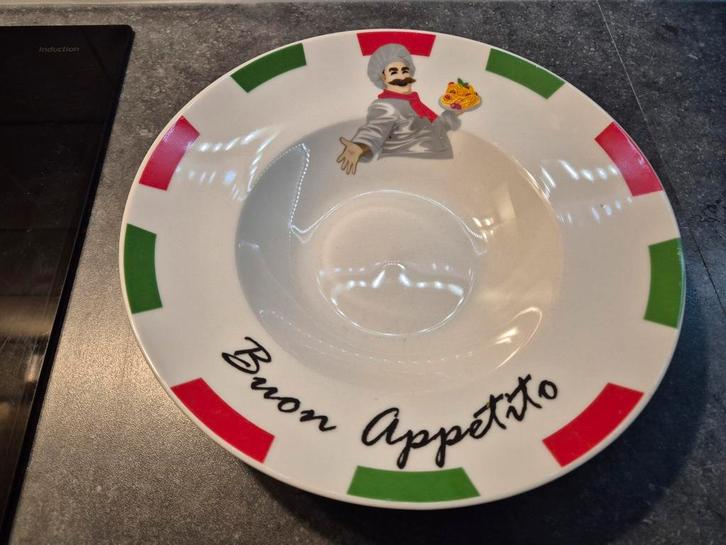 6 italiaanse pastabord met kok, Huis en Inrichting, Keuken | Servies, Zo goed als nieuw, Bord(en), Overige stijlen, Aardewerk