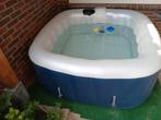 Opblaasbare jacuzzi, Tuin en Terras, Bubbelbaden en Hottubs, Ophalen of Verzenden, Zo goed als nieuw, Filter