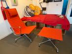 Vitra Eames ea124 & ea125 Hopsak Coral/poppy red, Ophalen, Zo goed als nieuw, Metaal, 50 tot 75 cm