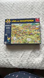 Jan van Haasteren de grasmaairace, Hobby en Vrije tijd, Denksport en Puzzels, Ophalen of Verzenden, 500 t/m 1500 stukjes, Zo goed als nieuw