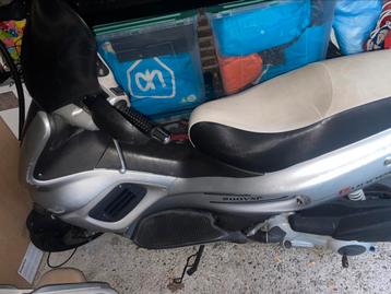 Gilera runner 200cc vxr NL plaat beschikbaar voor biedingen