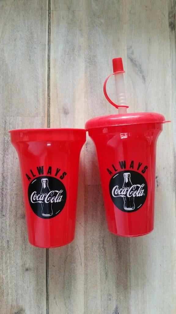 2 kunstof Coca-Cola drinkbekers, Ophalen of Verzenden, Zo goed als nieuw