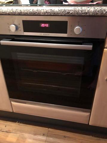 Bosch heteluchtoven beschikbaar voor biedingen