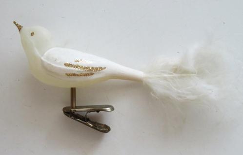 Oude Kerstbal: Vogeltje 08 op knijper ( wit met goud ), Diversen, Kerst, Ophalen of Verzenden