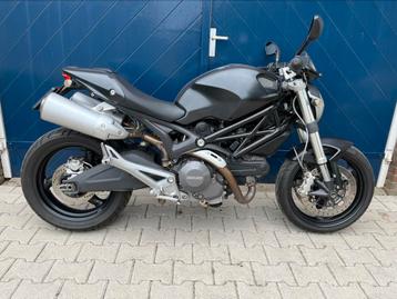 Ducati Monster 696 2008 32242KM zwart 796 1100 beschikbaar voor biedingen