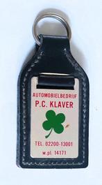 KLAVER automobielbedrijf ALKMAAR - oude sleutelhanger - 60's, Ophalen of Verzenden, Gebruikt, Auto's