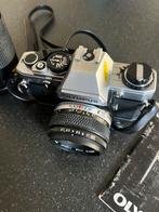 Olympus OM‑10 SLR + standaardlens + Vivitar 70‑210 mm, Ophalen of Verzenden, Gebruikt, Spiegelreflex, Olympus