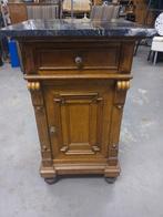 Oud nachtkastje, Antiek en Kunst, Ophalen of Verzenden