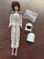 Vintage Barbie miss Astronaut kleding jaren 60, Verzamelen, Ophalen of Verzenden, Gebruikt, Kleertjes