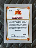 Topps Chrome 2025 | Goosey Loosey #CL-8 | Chicken Little, Verzamelen, Ophalen of Verzenden, Overige figuren, Nieuw, Plaatje of Poster
