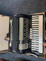 Accordiola Camerano accordeon 4 korig 120 bassen 5 register, Muziek en Instrumenten, Accordeons, Gebruikt, Accordiola, ............................