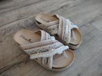 Prachtige nieuwe beige witte sandalen, slippers franjes, 36., Nieuw, Onb, Onb, Onb