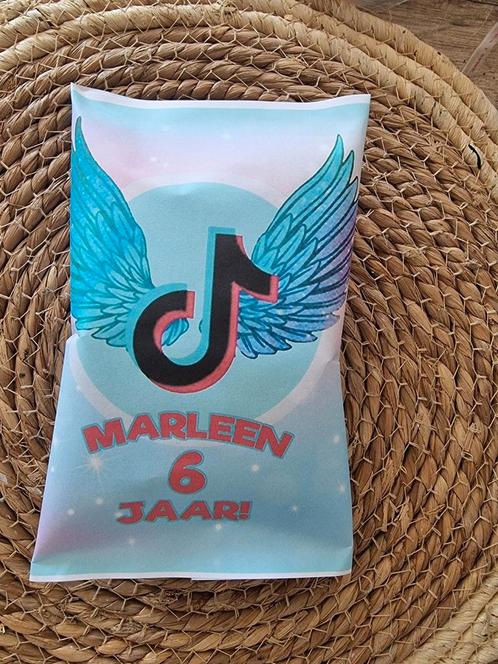 Tiktok chips traktatie, Hobby en Vrije tijd, Feestartikelen, Nieuw, Feestartikel, Verjaardag, Ophalen of Verzenden