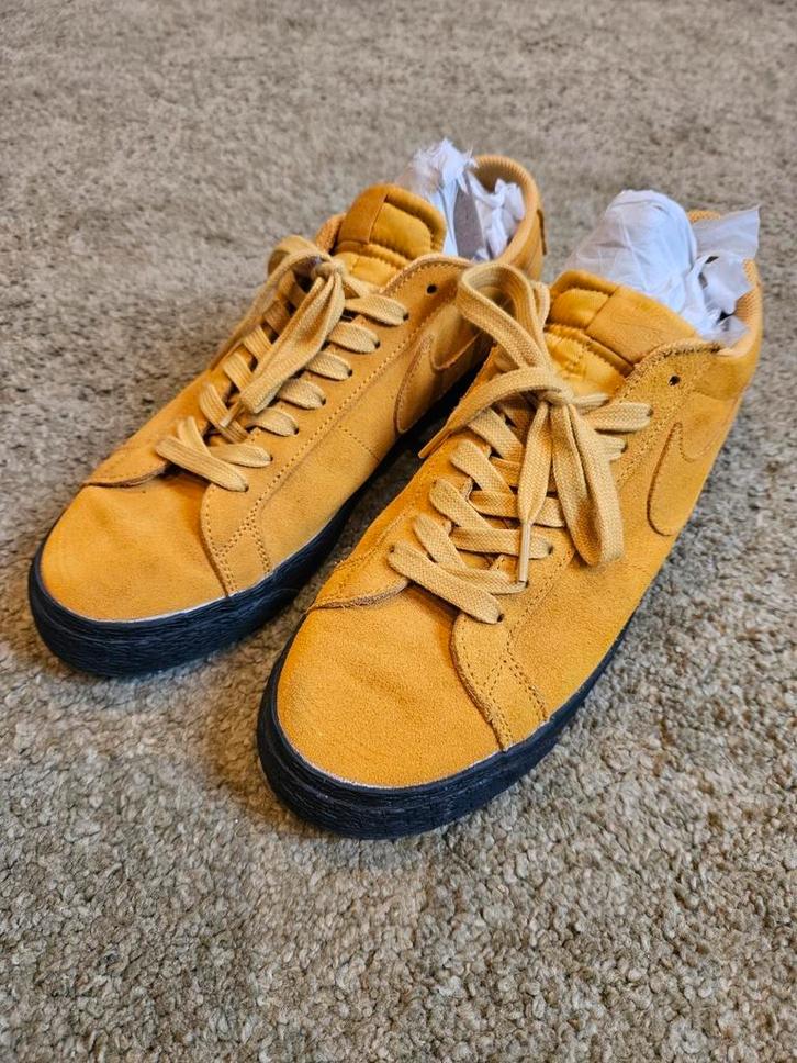 Nike SB Zoom Blazer Low Pro GT - Geel, Kleding | Heren, Schoenen, Gedragen, Sneakers of Gympen, Overige kleuren, Ophalen of Verzenden