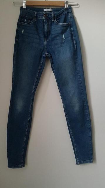 Bershka skinny spijkerbroek, maat 36 beschikbaar voor biedingen