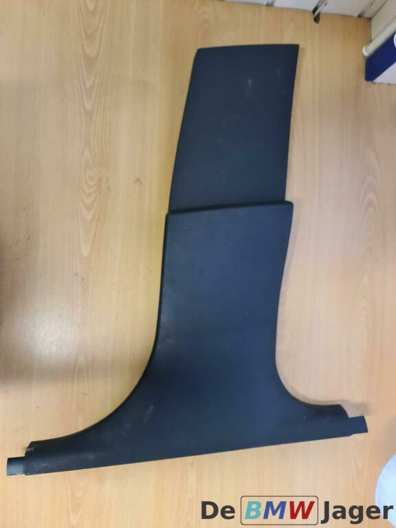 Afdekkap B-stijl rechts onder BMW E60 E61 51437027090, Auto-onderdelen, Interieur en Bekleding, BMW, Gebruikt, Ophalen of Verzenden