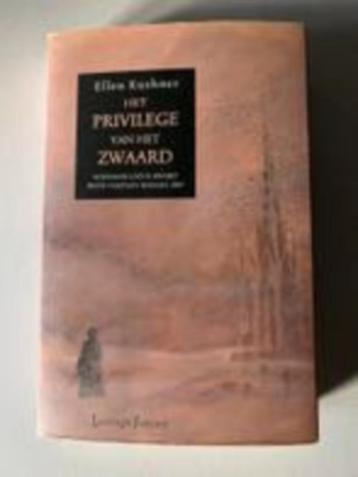 E. Kushner - Het privilege van het zwaard beschikbaar voor biedingen