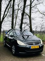 Peugeot 307 met nieuwe APK, Auto's, Peugeot, Voorwielaandrijving, Stof, Zwart, 4 cilinders