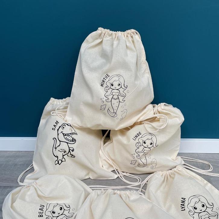 Kinderfeestje gymtas met thema afbeelding en naam, Hobby en Vrije tijd, Feestartikelen, Nieuw, Overige typen, Verjaardag, Ophalen of Verzenden