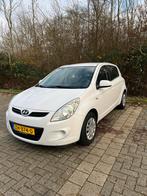 Hyundai i20 1.2 5-DRS 2012 Wit, 450 kg, 31 €/maand, 4 cilinders, Wit