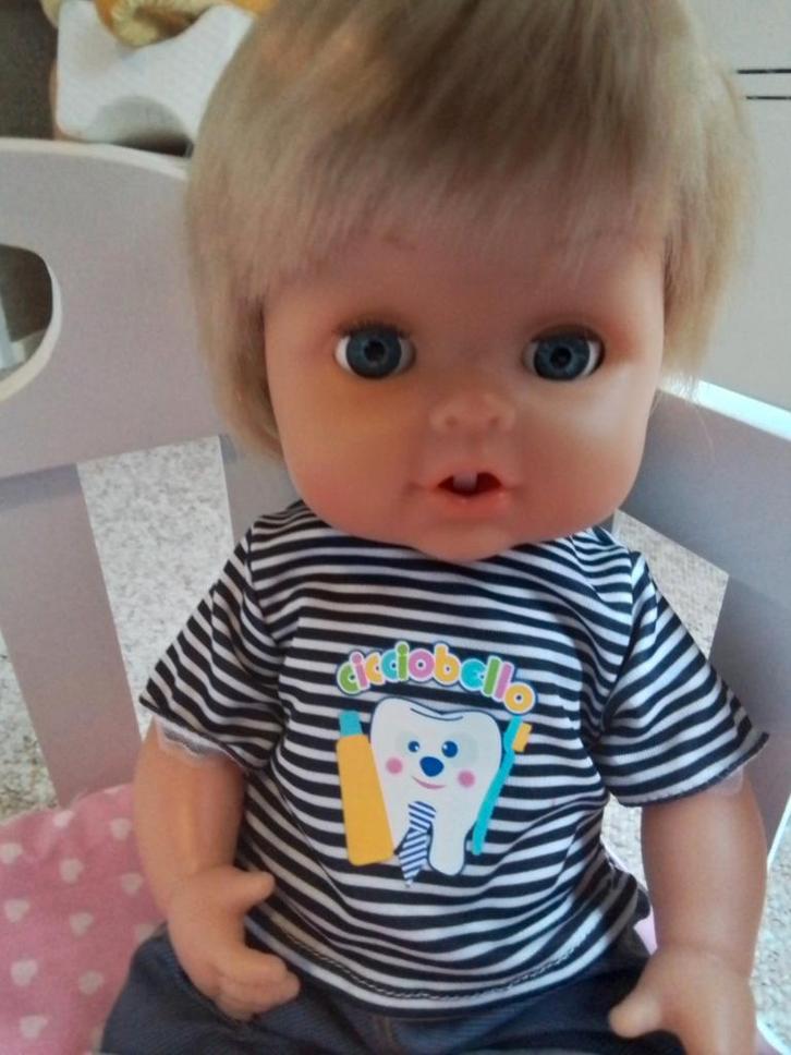 Kadotip! Cicciobello Eerste tandje, Kinderen en Baby's, Speelgoed | Poppen, Zo goed als nieuw, Babypop, Ophalen