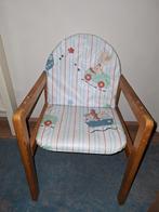 Klein houten kinderstoeltje., Ophalen of Verzenden, Gebruikt, Stoel(en)