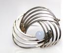 Prachtige Zilver Wolmerk Broche Met Blauwe Agaat Bol, Verzenden, Zilver, Broche, Met edelsteen