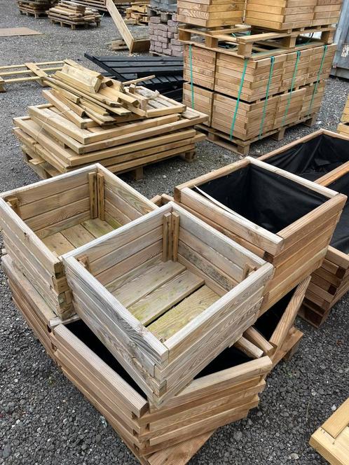 Plantenbak 40 en 50 cm met worteldoek. B-keus!!, Tuin en Terras, Bloembakken en Plantenbakken, Zo goed als nieuw, Hout, Rechthoekig