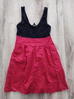 Prachtige rood zwarte jurk van Express, maat S. Nette jurk., Ophalen of Verzenden, Zo goed als nieuw, Maat 36 (S), Rood