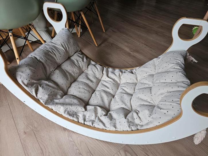 Schommelstoel/Klimboog met Kussen & Tafel, Kinderen en Baby's, Speelgoed | Educatief en Creatief, Gebruikt, Bouwen, Ontdekken