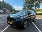 BMW iX1 Xdrive30e 272pk 2023 M-sport Pano H&K Led, 1250 kg, Zwart, Zwart, Elektrisch