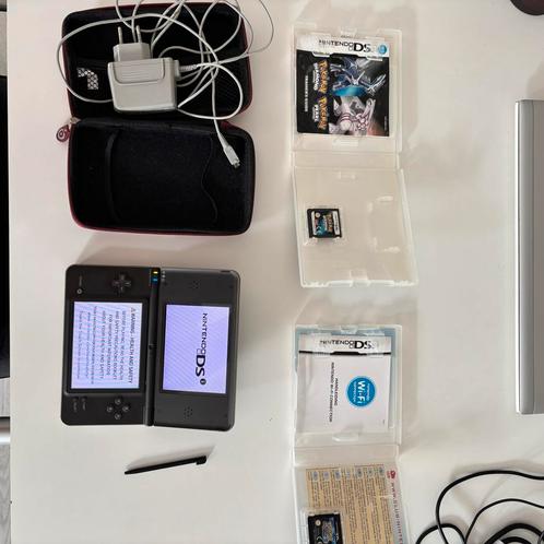Nintendo DSI XL + Pokémon Diamond & Black 2, Spelcomputers en Games, Games | Nintendo DS, Gebruikt, Role Playing Game (Rpg), 1 speler