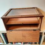 Antieke toonbankvitrine Eiken bewaarkist museum, Huis en Inrichting, Kasten | Vitrinekasten, Ophalen, Minder dan 50 cm, Eikenhout