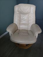 Comfortabele draaifauteuil van leer, Huis en Inrichting, Fauteuils, Ophalen, Gebruikt, Minder dan 75 cm, Hout