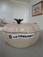 Le Creuset pompoen pan Meringue 22 cm, 2 liter Nieuw in doos, Huis en Inrichting, Ophalen of Verzenden, Nieuw, Gietijzer, Koekenpan of Braadpan