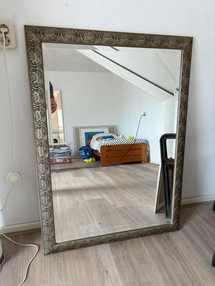 Mooie, moderne grote design spiegel, Huis en Inrichting, Woonaccessoires | Spiegels, Zo goed als nieuw, 75 tot 100 cm, 100 tot 150 cm