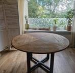 Zware eikenhouten eettafel 130 cm, Opknapper., Huis en Inrichting, Ophalen, Gebruikt, 100 tot 150 cm, 100 tot 150 cm