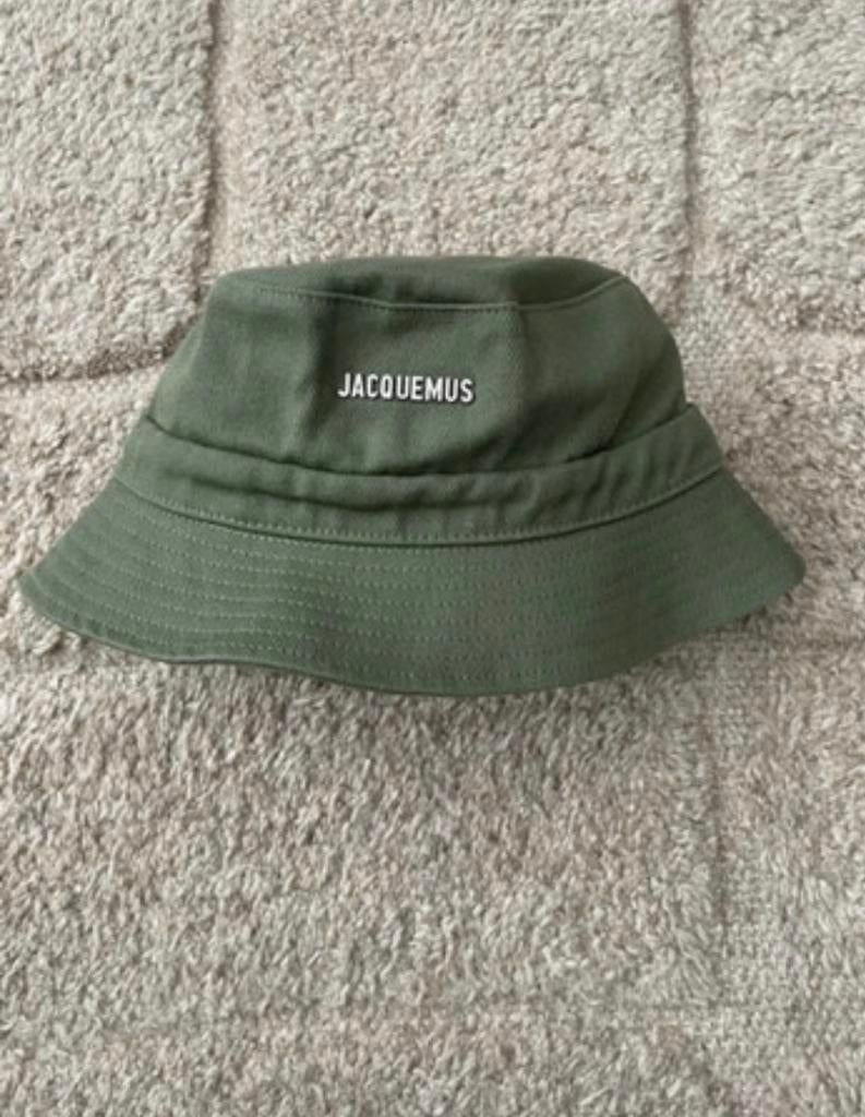Jacquemus bucket hat, groen, Verzenden, Zo goed als nieuw, 58 cm (L, 7¼ inch) of meer
