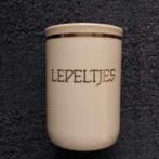Een Theelepeltjes vaasje/bekertje met zilverkleurig randje., Overige materialen, Ophalen of Verzenden, Zo goed als nieuw, Vaatwasserbestendig