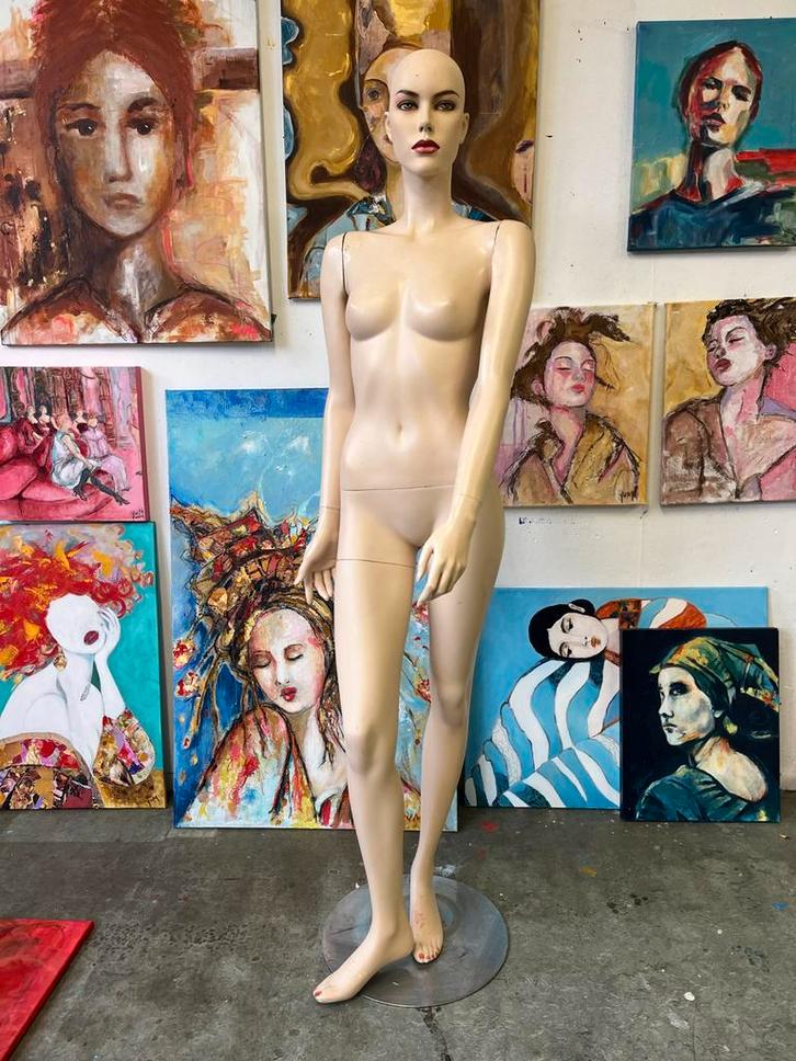 Etalagepop - Perfect voor kledingpresentatie!, Antiek en Kunst, Kunst | Beelden en Houtsnijwerken, Ophalen of Verzenden