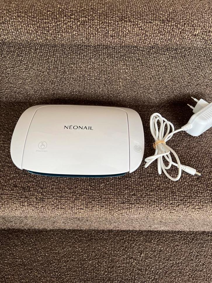 NeoNail UV LED Lamp - Compact & Handig!, Sieraden, Tassen en Uiterlijk, Uiterlijk | Lichaamsverzorging, Zo goed als nieuw, Overige typen