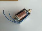 Elektromagneet solenoid Oberecker 12 Volt DC nieuw, Hobby en Vrije tijd, Ophalen of Verzenden, Nieuw