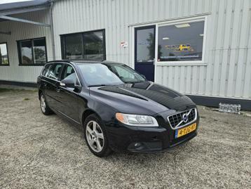 Volvo V70 2.0 D3 Momentum Kleurcode 019 beschikbaar voor biedingen