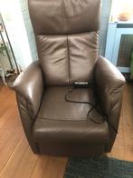 Sta op fauteuil stoel, Ophalen, Minder dan 75 cm, Leer, Zo goed als nieuw