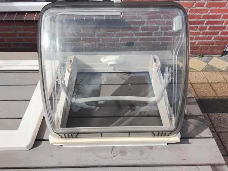 Dakluik caravan, Caravans en Kamperen, Caravan accessoires, Zo goed als nieuw, Ophalen of Verzenden