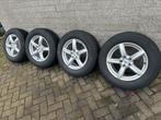 17 inch. Audi Q5/ VW Tiguan/ Skoda/ Seat winterset, Auto-onderdelen, Banden en Velgen, Verzenden, 17 inch, Winterbanden, 235 mm