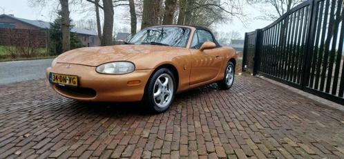 Mazda MX-5 1.8 140PK APK tot 13-12-2025, Auto's, Mazda, Bedrijf, MX-5, ABS, Lichtmetalen velgen, Open dak, Radio, Sportstoelen