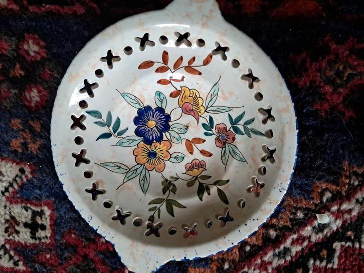 Gouds plateel bord, Antiek en Kunst, Antiek | Wandborden en Tegels, Ophalen of Verzenden